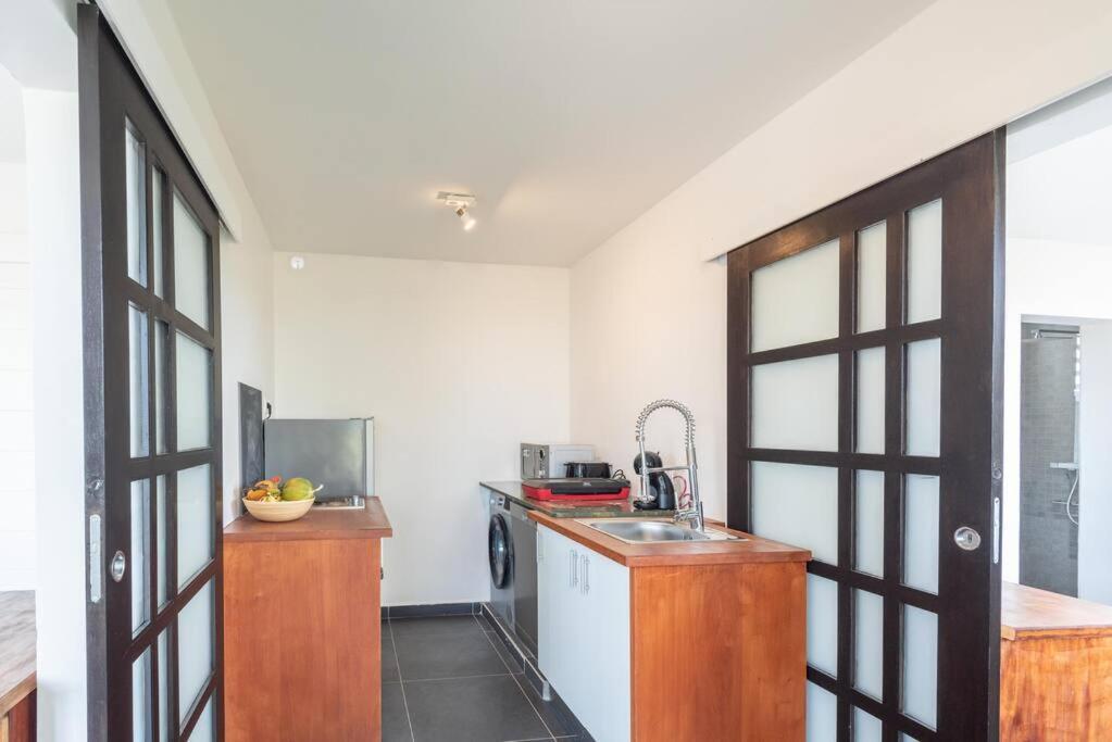 T3 Lumineux Avec Vue Exceptionnelle Et Piscine Oasis De Nature Et Serenite Petit-Canal Exteriér fotografie